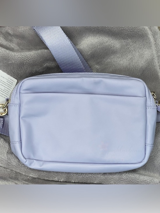 NWT Lululemon Everywhere Crossbody 2L – Lavender Frost | Gold Hardware - Picture 3 of 5